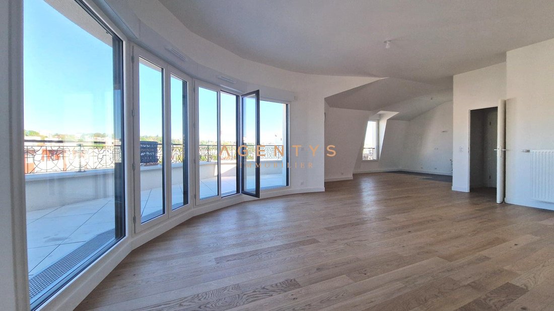 Apartment in Quatres Cités-Simonettes-République, Champigny-sur-Marne, France 2 - 17615075