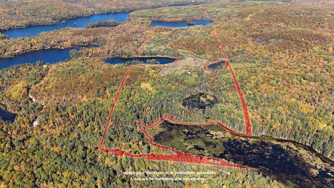 House in Otter Lake, Quebec, Canada 1 - 17612678