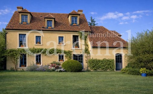 House in Bailly, Ile-de-France, France 1