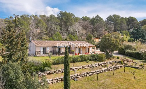 Haus in Villecroze, Provence-Alpes-Côte d'Azur, Frankreich 1