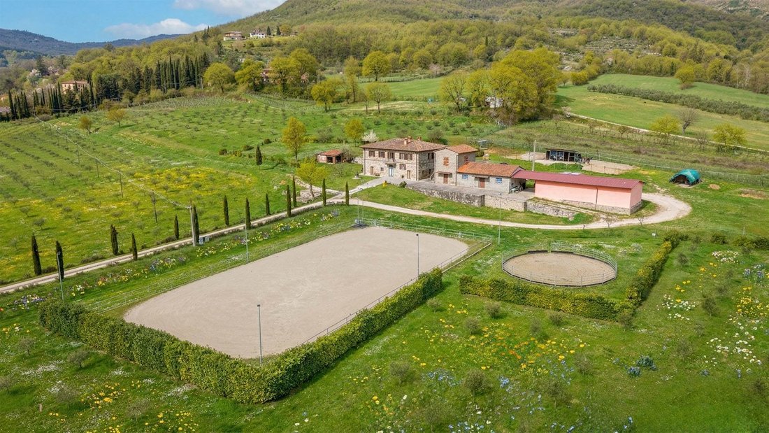 Country House in Castel Focognano, Tuscany, Italy 1 - 17612573