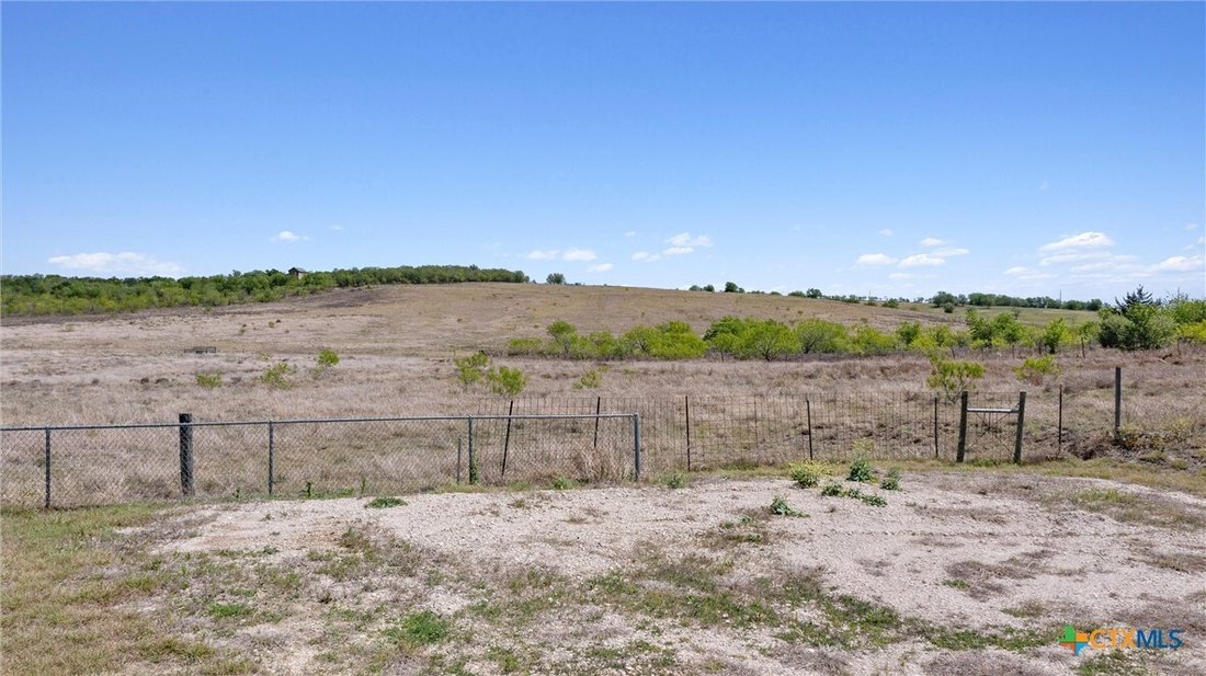 House in Thrall, Texas, United States 5 - 17601373