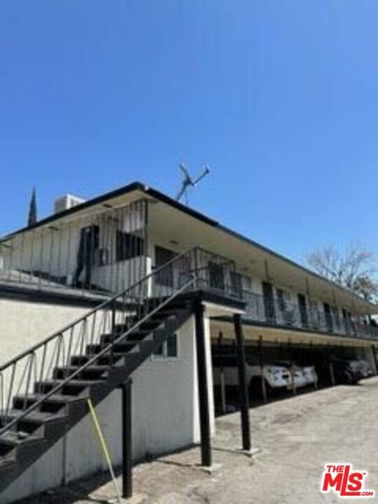 San Bernardino, California, United States 1 - 17612513