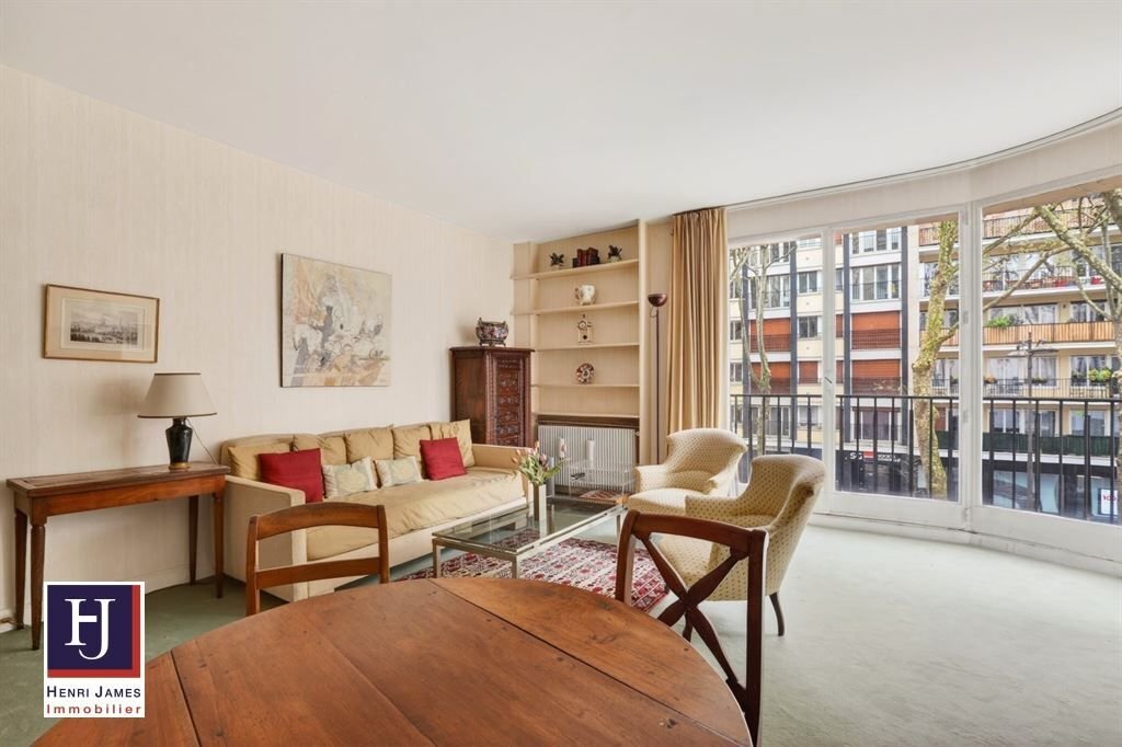 Apartment in Saint Gervais, Paris 4e Arrondissement, Paris 3 - 17599502