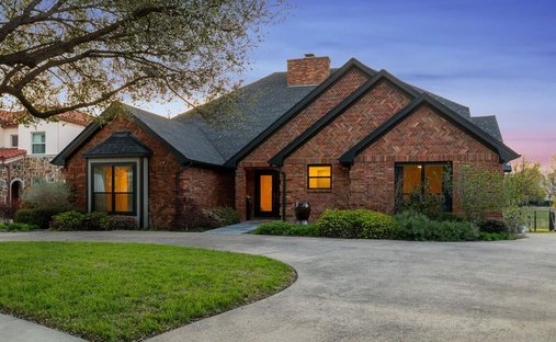 House in Irving, Texas, United States 1