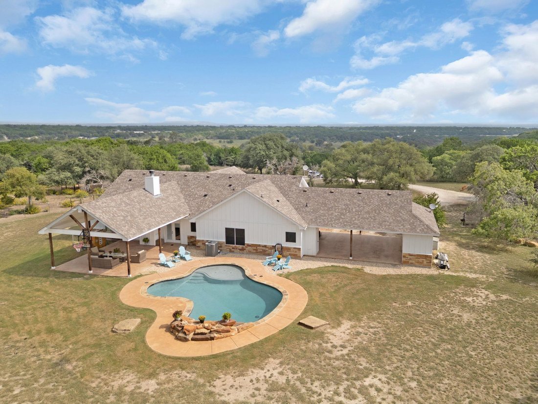 House in Lampasas, Texas, United States 2 - 17610861