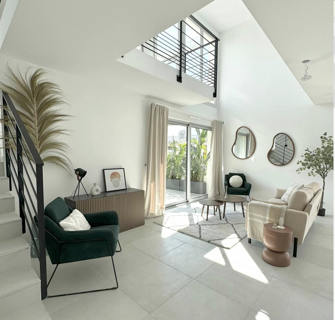House in Antibes, Provence-Alpes-Côte d'Azur, France 3 - 17602373