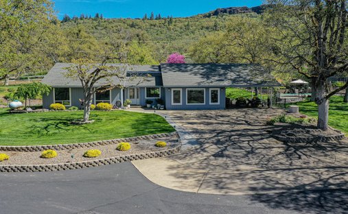House in White City, Oregon, United States 1