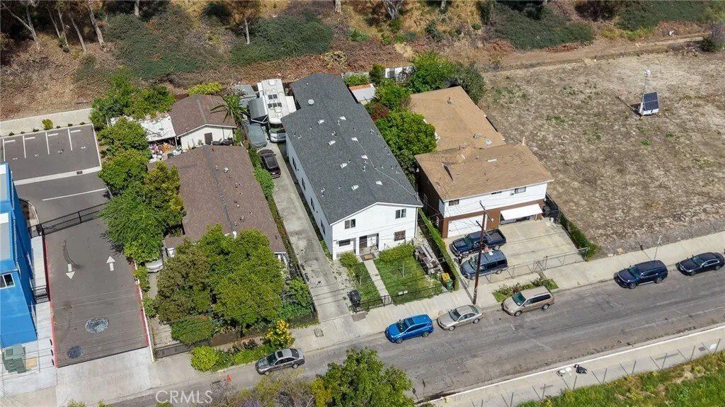 Los Angeles, California, United States 5 - 17607024