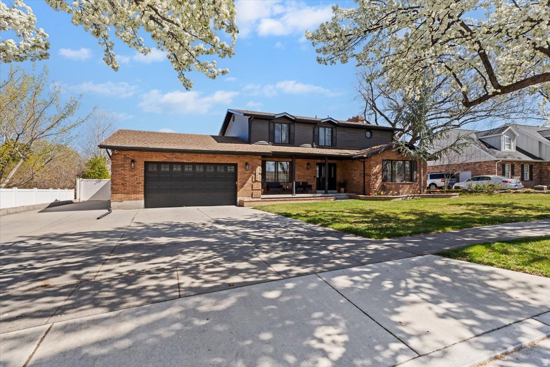 House in Murray, Utah, United States 2 - 17601441