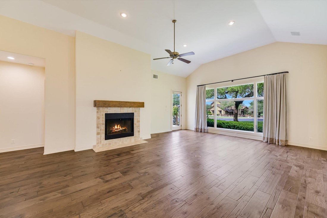 House in Spicewood, Texas, United States 4 - 17608927