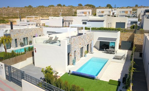 Villa in Algorfa, Valencian Community, Spain 1