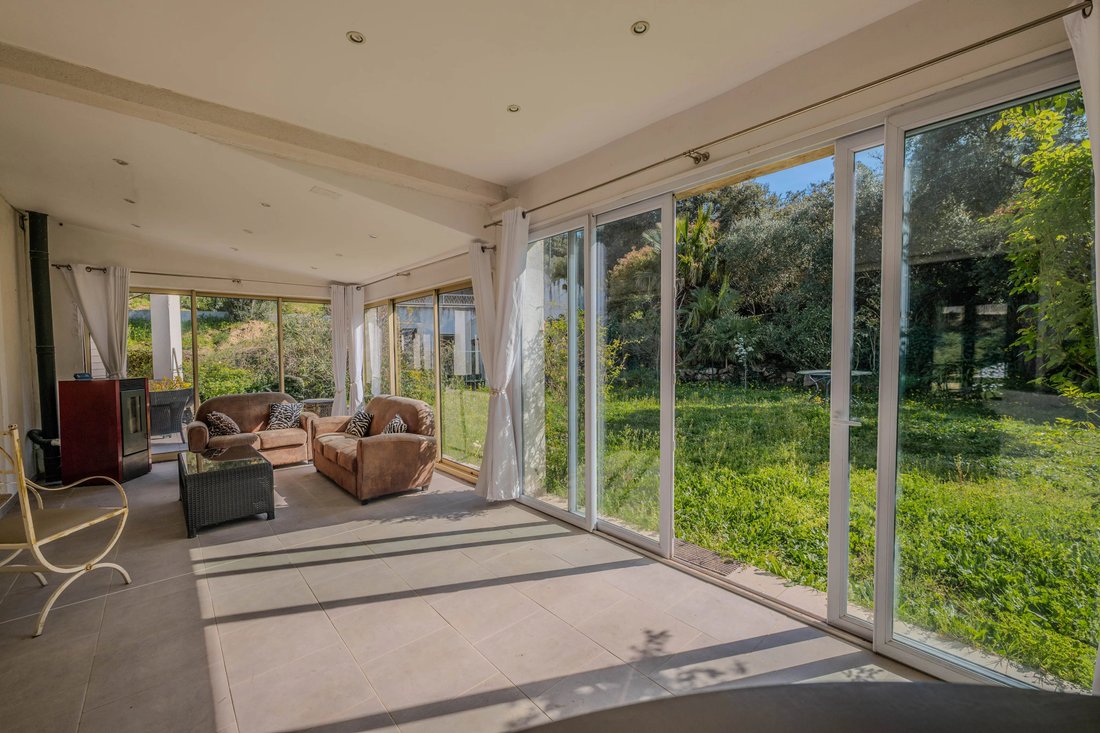 Villa in Le Plan-de-la-Tour, Provence-Alpes-Côte d'Azur, France 2 - 17602111