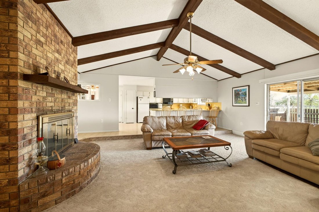 House in La Grange, Texas, United States 5 - 17609214