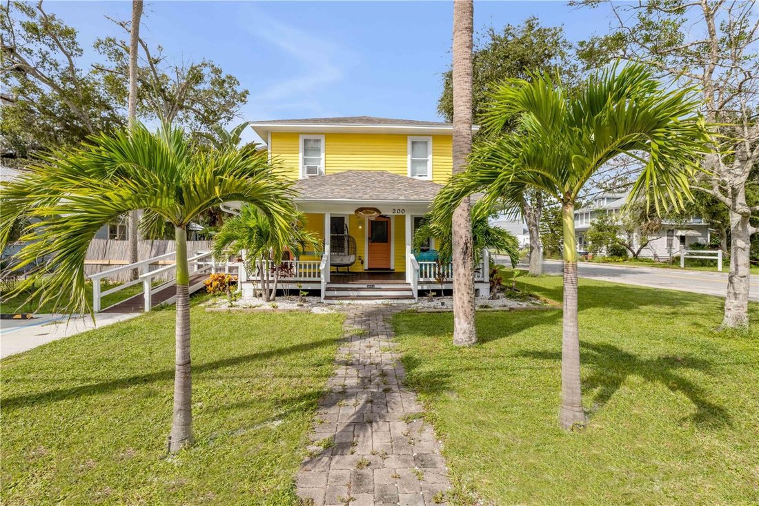 New Smyrna Beach, Florida, United States 1 - 17604843