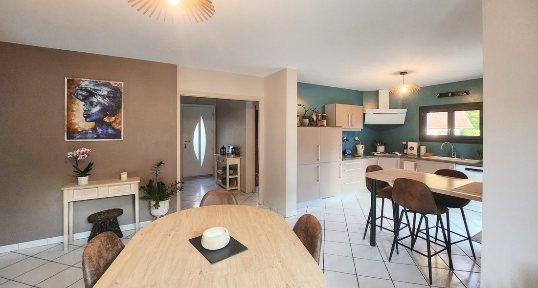 House in Dingy-Saint-Clair, Auvergne-Rhône-Alpes, France 5 - 17612266