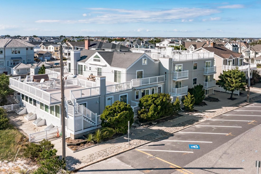 Condo in Stone Harbor, New Jersey, United States 2 - 17602872