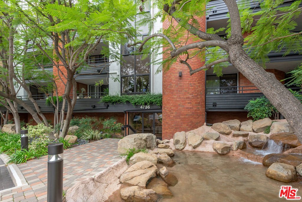Condo in Los Angeles, California, United States 4 - 17606413
