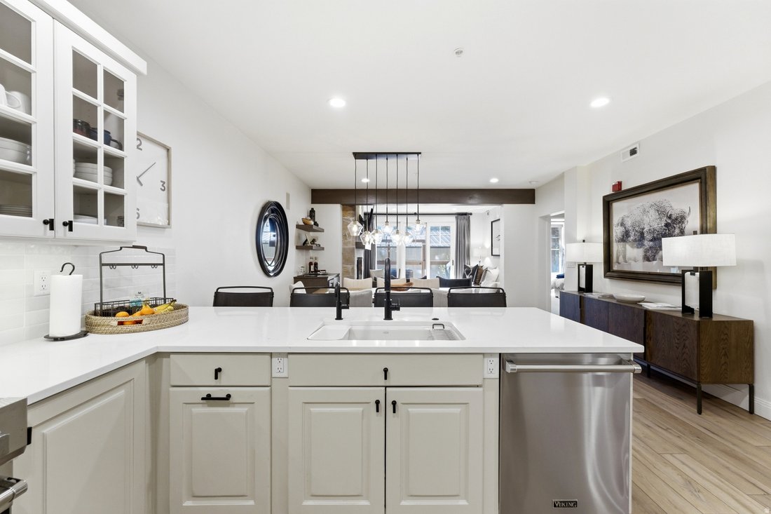 Condo in Park City, Utah, United States 5 - 17602040
