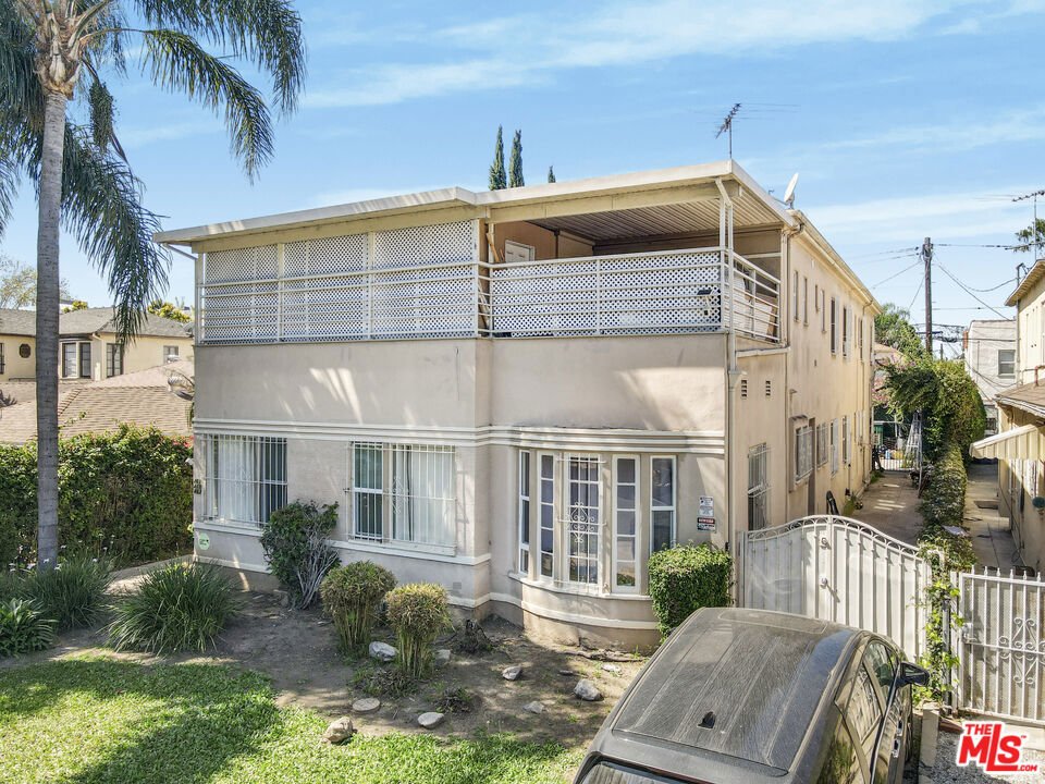 Los Angeles, California, United States 2 - 17605844