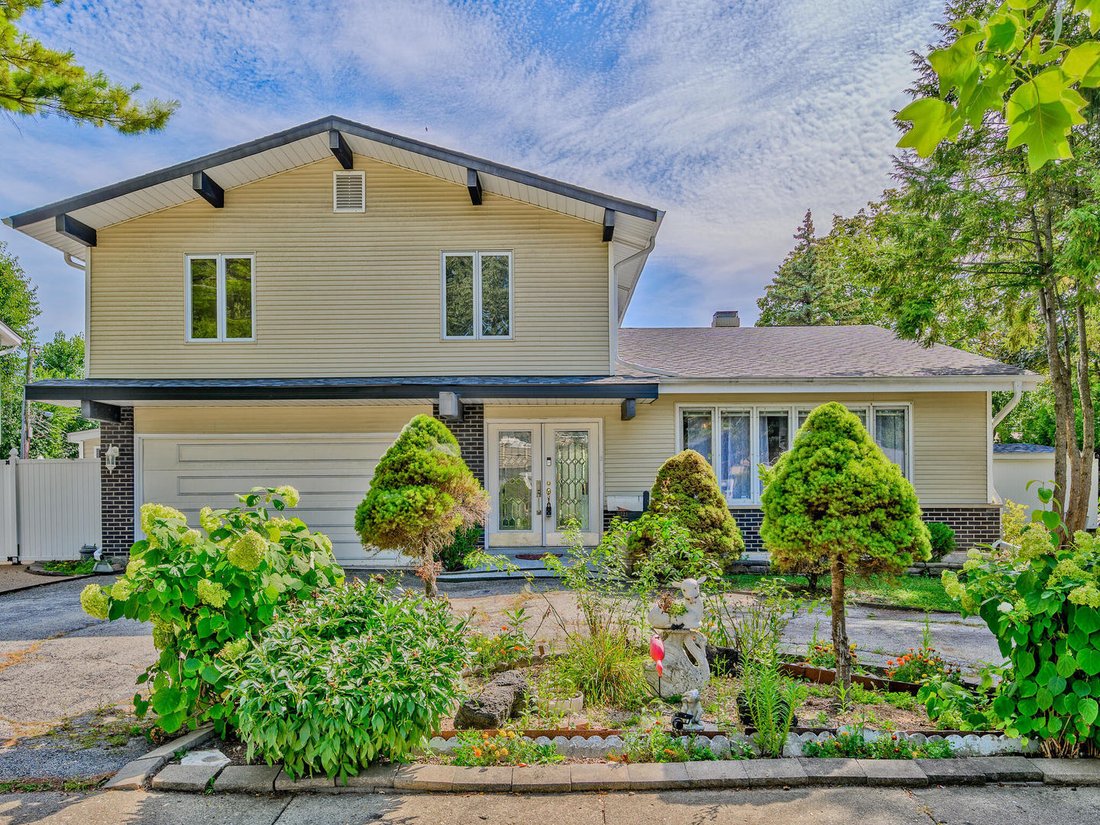House in Mount Prospect, Illinois, United States 1 - 17607985