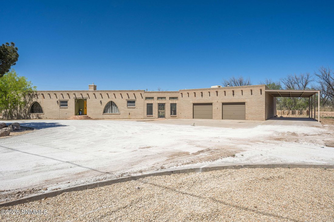 House in Las Cruces, New Mexico, United States 1 - 15982819