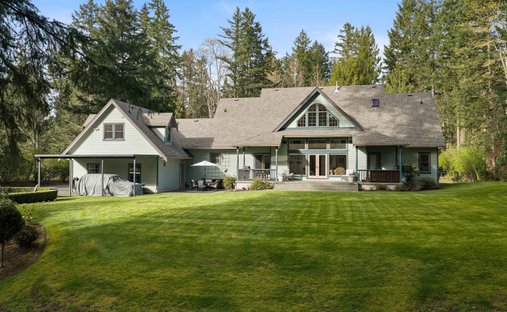 House in Brentwood Bay, British Columbia, Canada 1