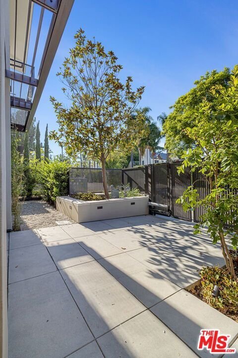 House in West Hollywood, California, United States 5 - 17606362