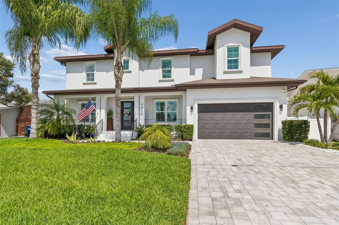 House in Tampa, Florida, United States 3 - 17604875
