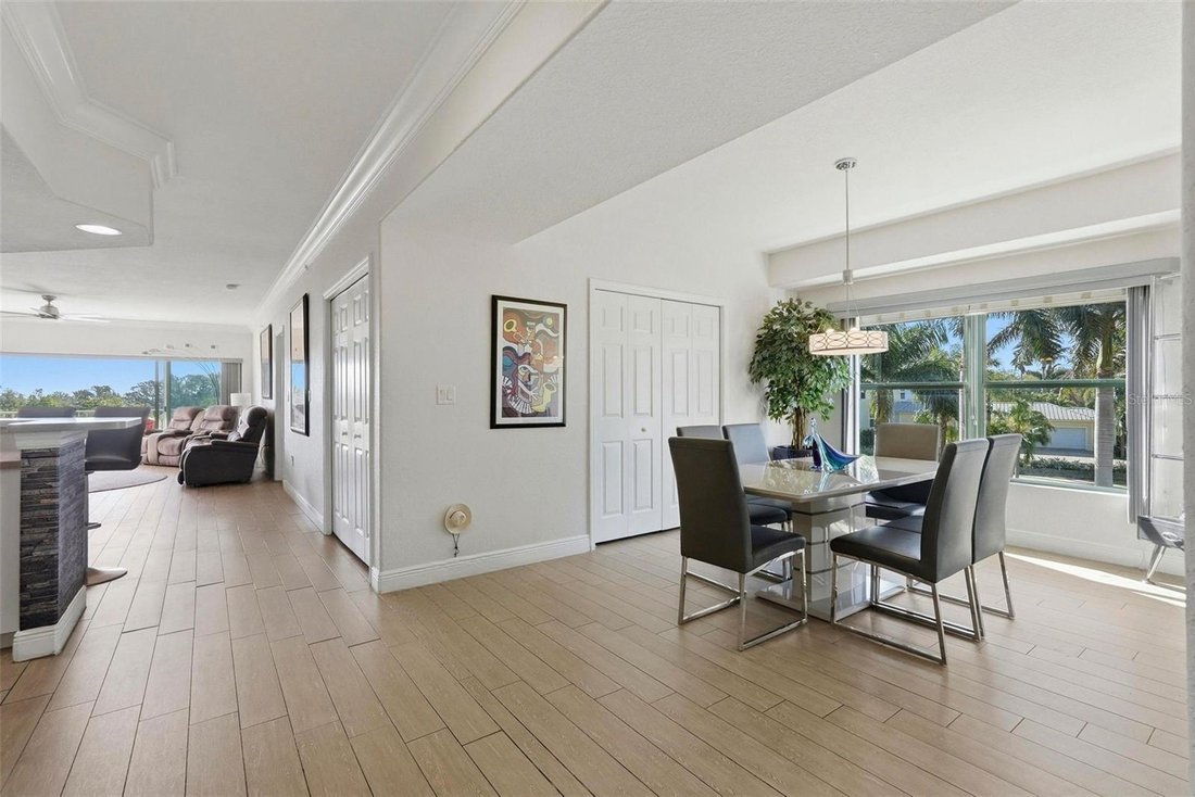 Condo in St. Petersburg, Florida, United States 3 - 17603953