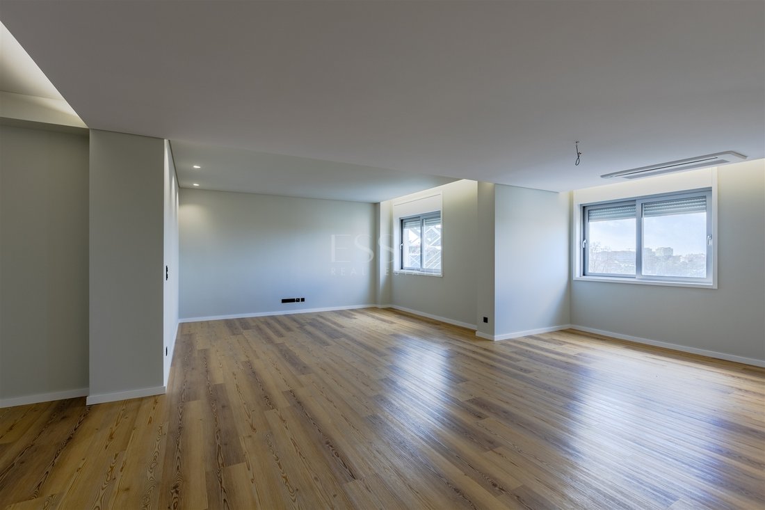 Apartment in Lordelo do Ouro e Massarelos, Porto District, Portugal 5 - 17612833