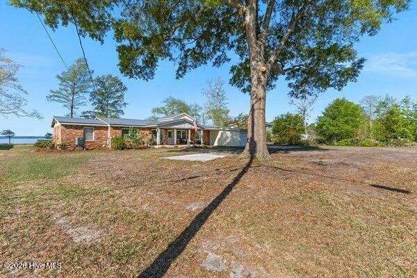 House in Lake Waccamaw, North Carolina, United States 1 - 17606497