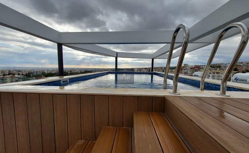 Apartment in Mesa Geitonia, Limassol, Cyprus 1