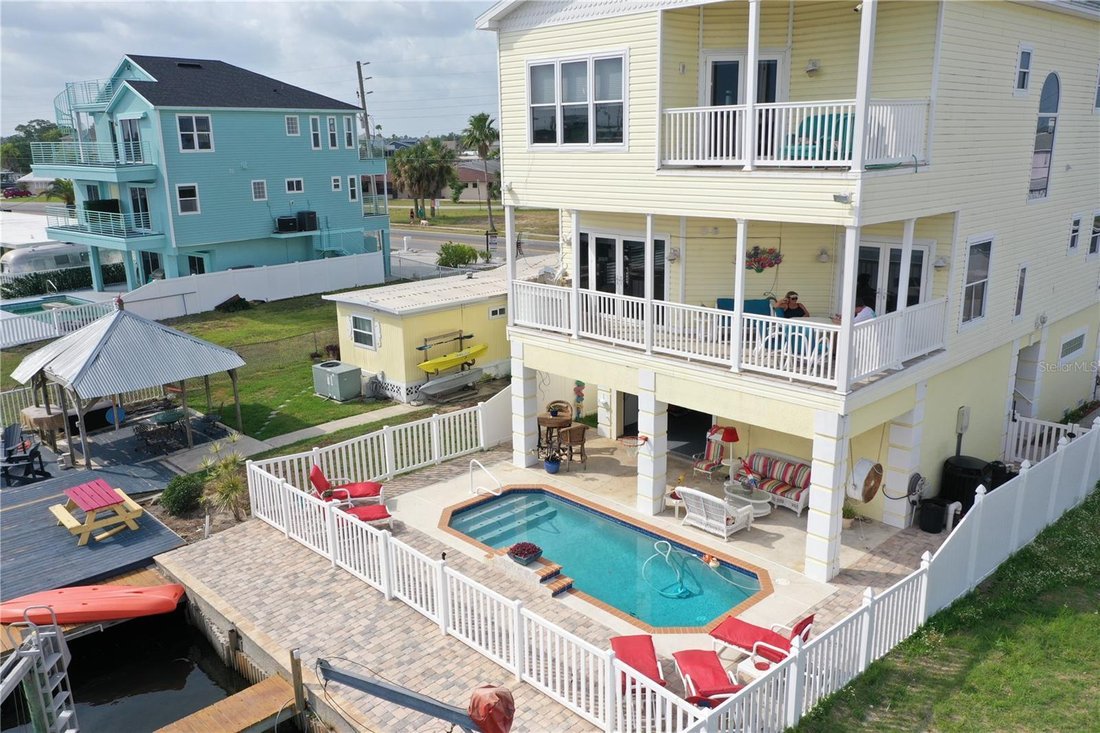 House in Hudson, Florida, United States 3 - 17604395
