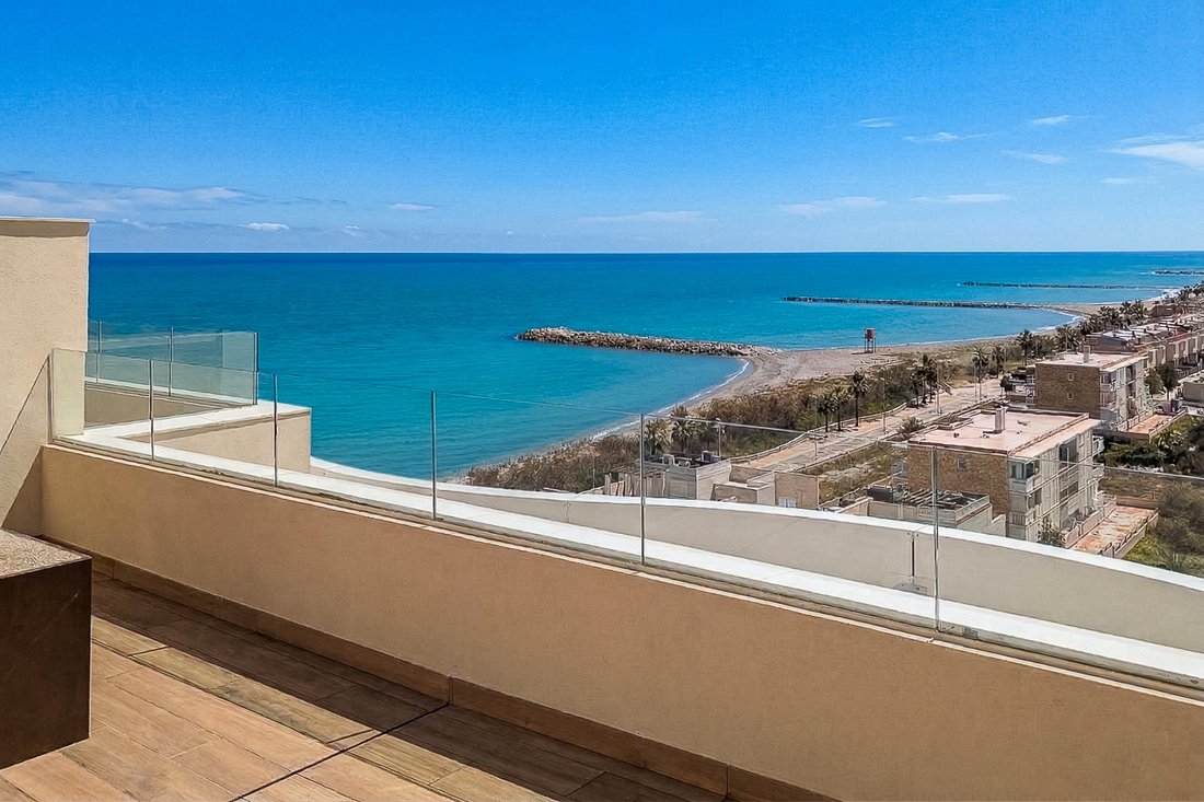 Apartment in el Puig de Santa Maria, Valencian Community, Spain 2 - 17612952