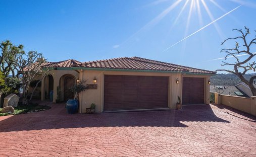 House in Bradley, California, United States 1