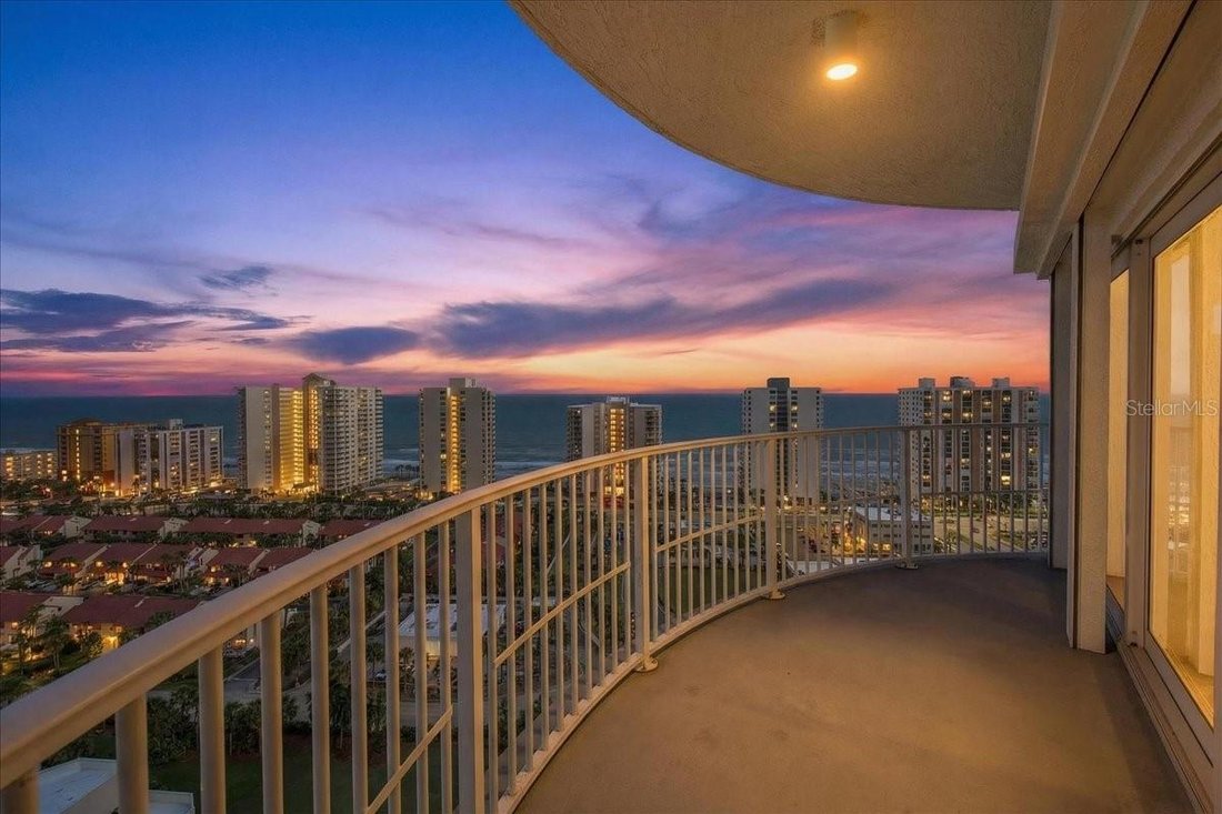 Condo in Daytona Beach, Florida, United States 2 - 17604122