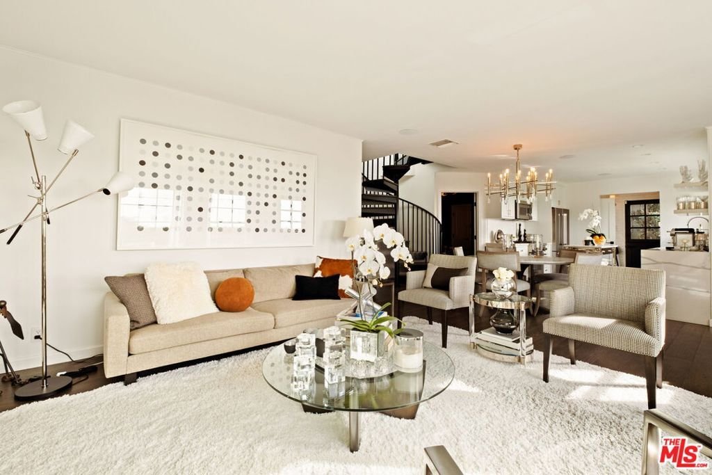 House in Los Angeles, California, United States 4 - 17606125