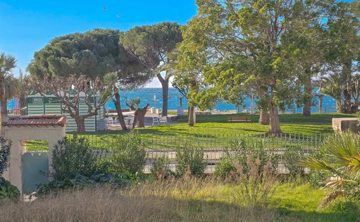 Villa in Cabriès, Provence-Alpes-Côte d'Azur, France 1