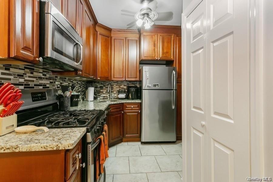 Bronxville, New York, United States 4 - 17601122