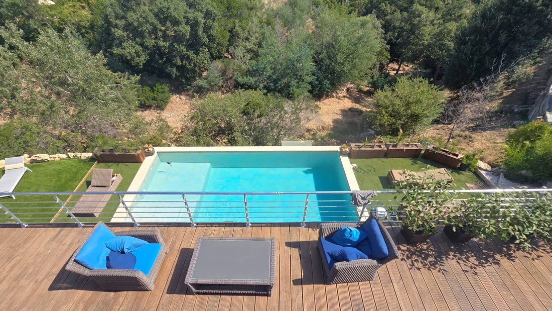 Villa in Les Issambres, Roquebrune-sur-Argens, France 2 - 17602416