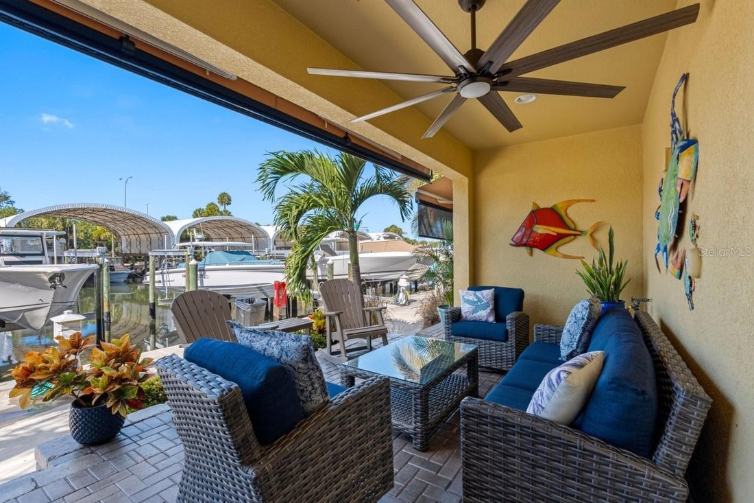 Townhouse in St. Petersburg, Florida, United States 5 - 17604835
