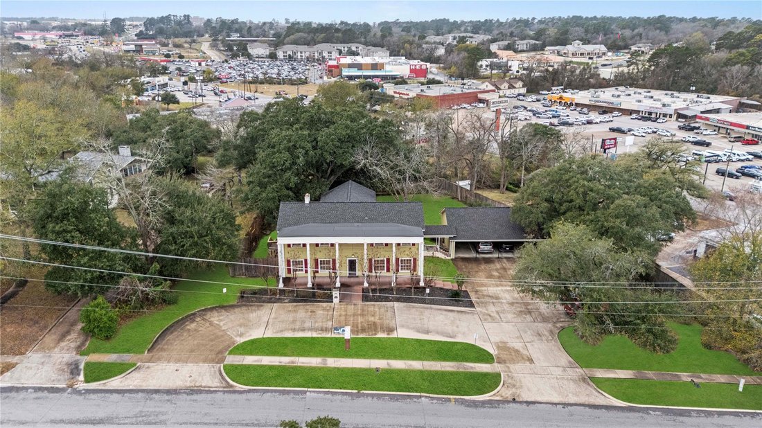 House in Huntsville, Texas, United States 3 - 17610941