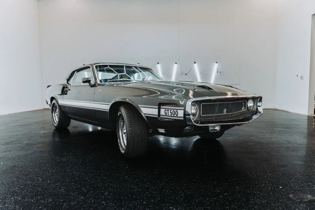 Coupe in Seattle, WA, United States 4 - 17613956