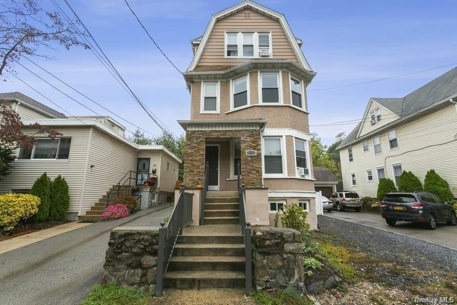 Bronxville, New York, United States 1 - 17601122