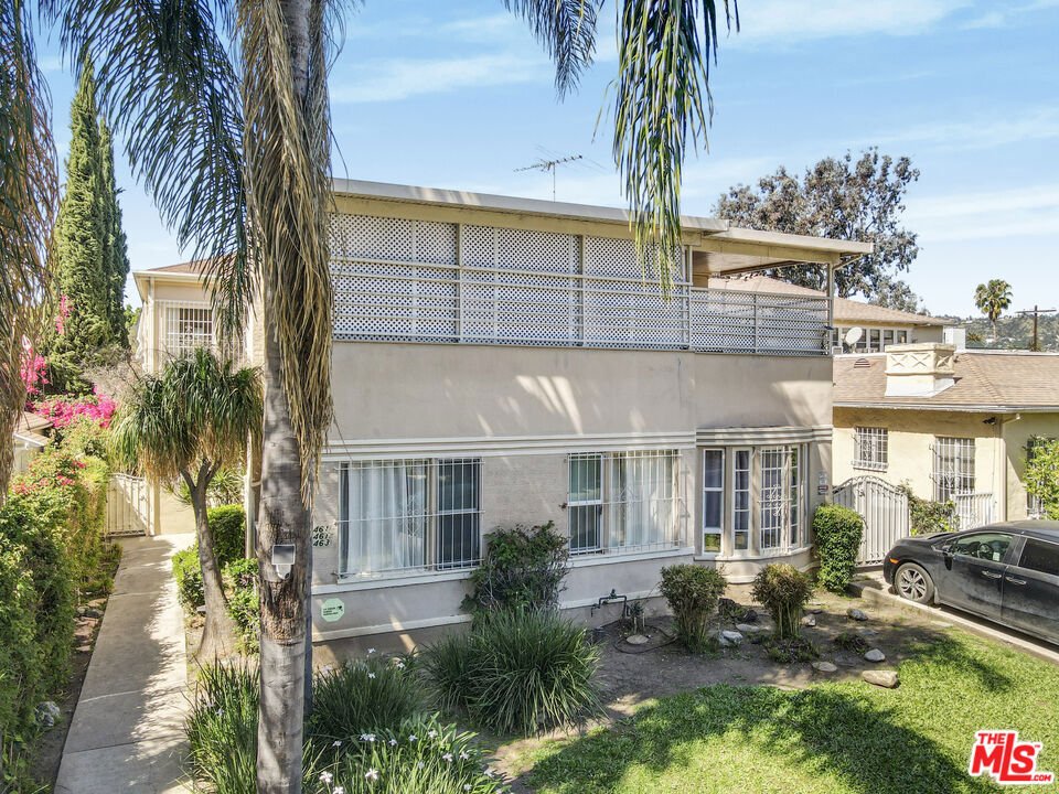 Los Angeles, California, United States 5 - 17605844