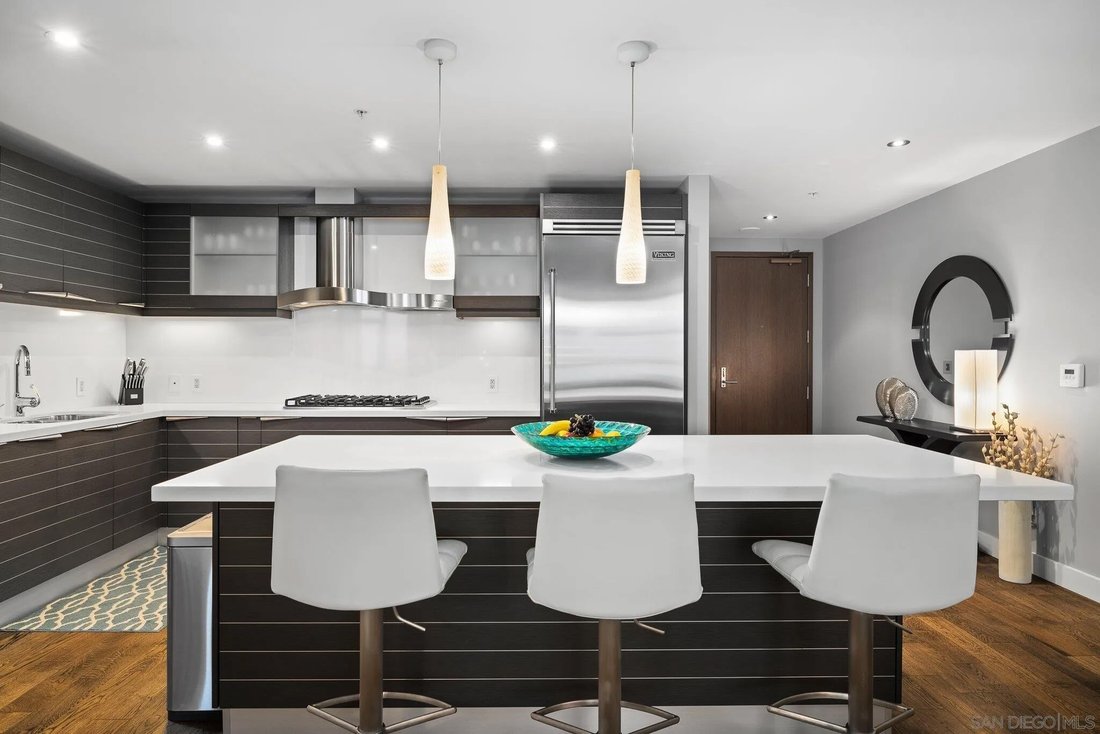 Condo in San Diego, California, United States 5 - 17607015