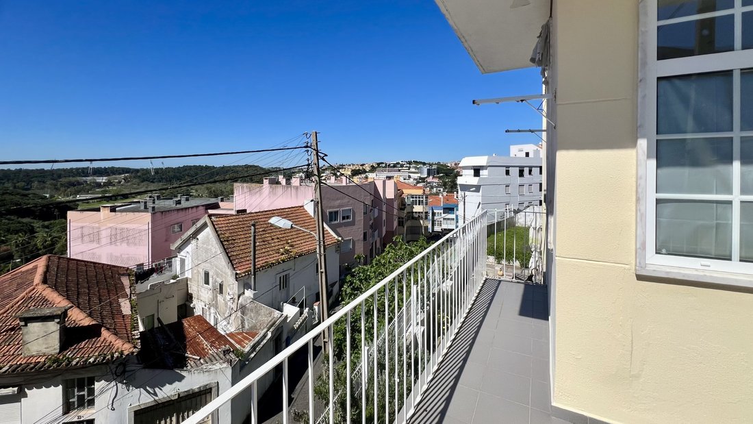 House in Alges, Lisbon, Portugal 4 - 17613333