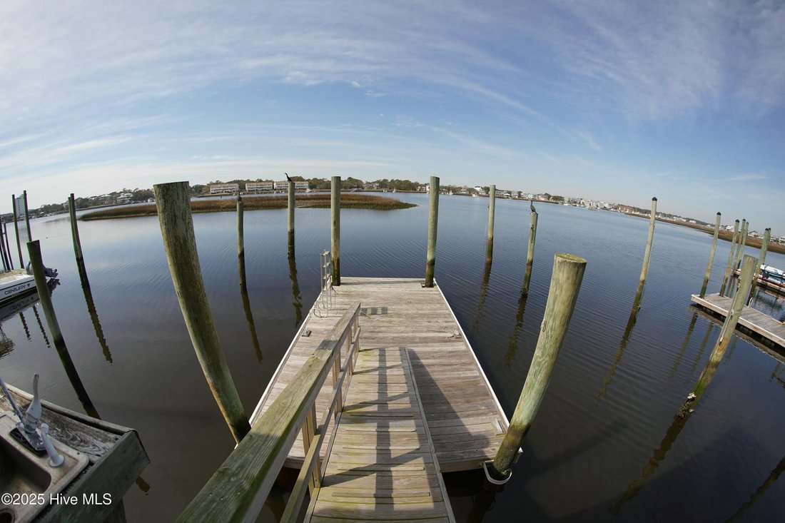 House in Carolina Beach, North Carolina, United States 3 - 17605756