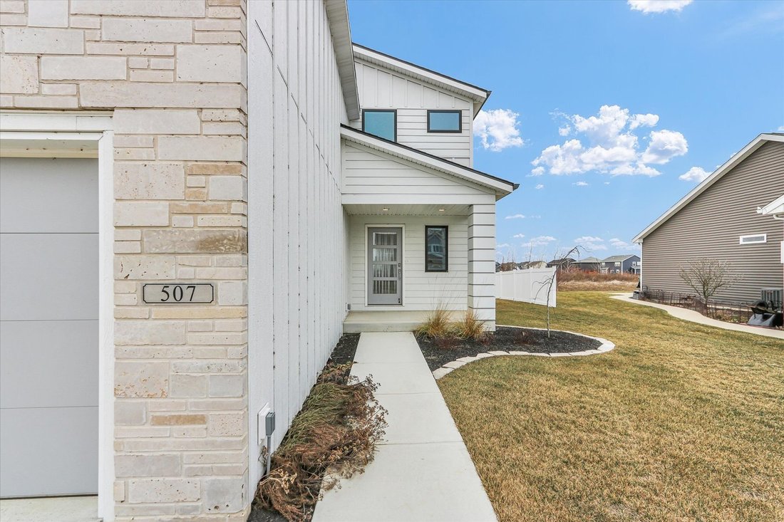 House in Savoy, Illinois, United States 5 - 17609181